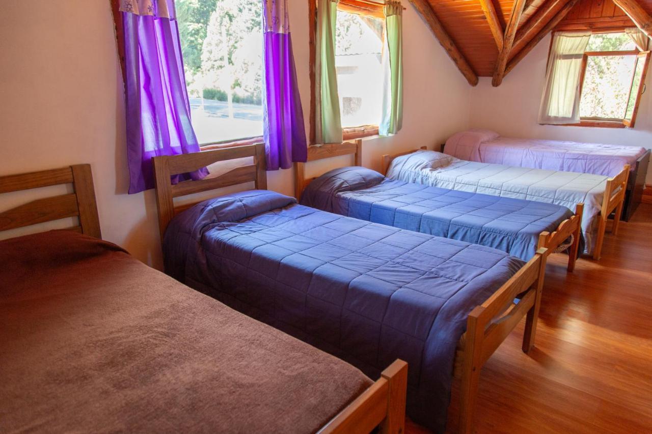 Huellas Hostel Lago Puelo Ngoại thất bức ảnh