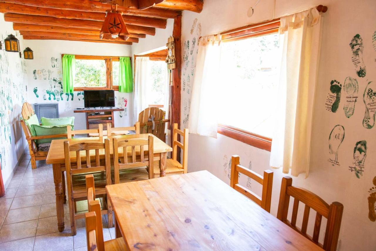 Huellas Hostel Lago Puelo Ngoại thất bức ảnh